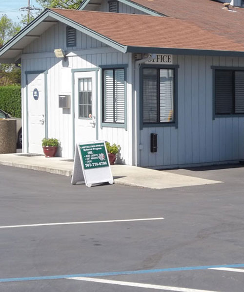 Storage Facility Petaluma, CA Lakeville Mini Storage